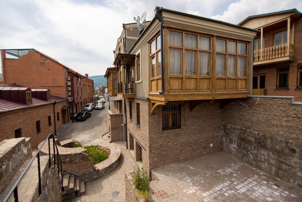 Metekhi'S Galavani Hotel Tbilisi Exterior photo